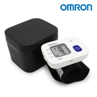 오므론 HEM-6161 가정용 손목형 자동전자혈압계 혈압측정기